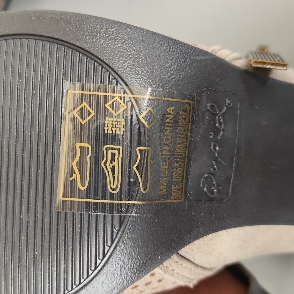 Qupid Taupe Distress Boots Nib - image 4